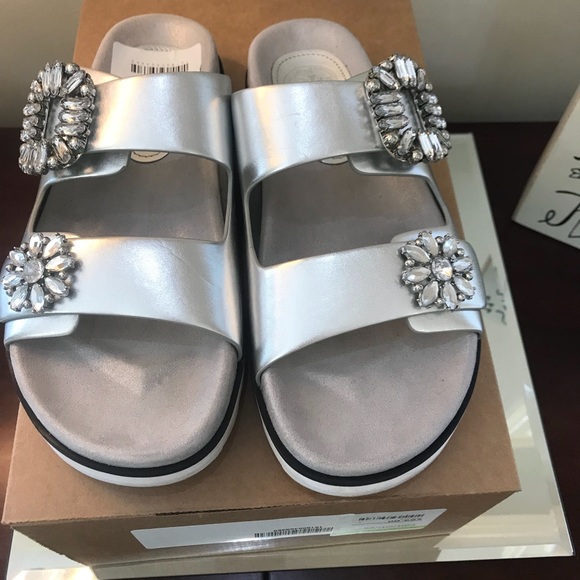 Guess Shoes - Guess Cambrie- Nickel - Size 8 New in Box